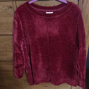 Soft wine colored sweater with side split